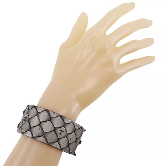 CHANEL COCO Mark Bracelet Silver metallic 106g Women - Picture 12 of 15